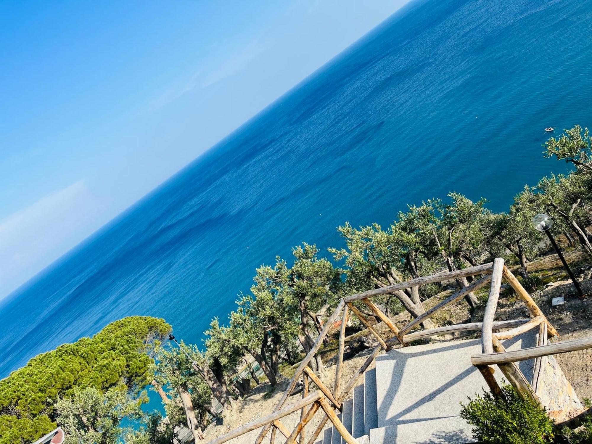 Eufonia Del Mare Hotel Finale Ligure Bagian luar foto